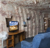 Ali's Underground - Phillip Island Accommodation