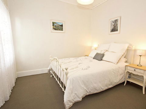Queen's Cottage Barossa Valley - Phillip Island Accommodation 19