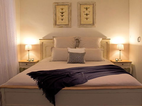 Queen's Cottage Barossa Valley - Phillip Island Accommodation 0