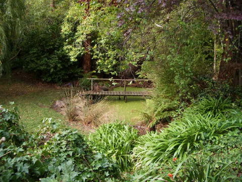 Hilltop - Phillip Island Accommodation 11