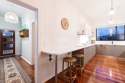 Esto House - Phillip Island Accommodation 14