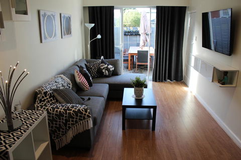 Christophers Villa - Phillip Island Accommodation 24
