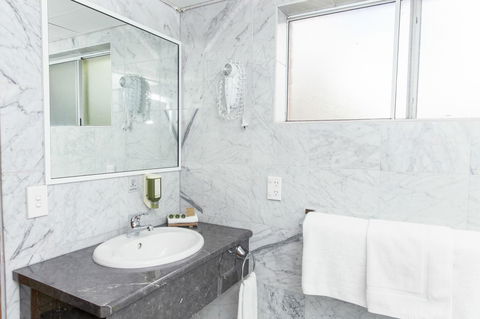 Bathurst Motor Inn - Phillip Island Accommodation 20