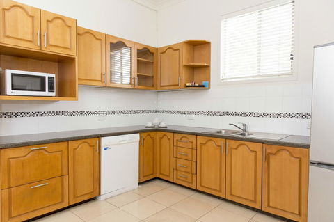 Bathurst Motor Inn - Phillip Island Accommodation 32