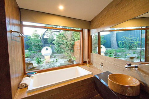 Sticky Rice Villas - Phillip Island Accommodation 8