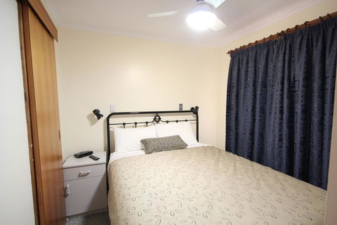 Port Vincent Motel & Apartments - Phillip Island Accommodation 18