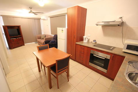 Port Vincent Motel & Apartments - Phillip Island Accommodation 7