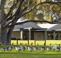 Serafino McLaren Vale - Phillip Island Accommodation