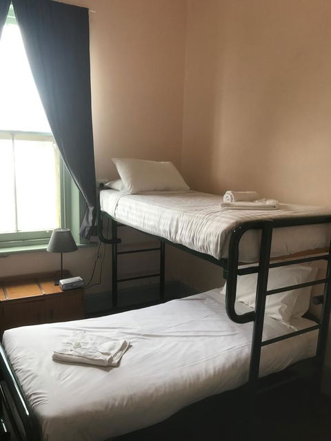 Grosvenor Hotel - Phillip Island Accommodation 2