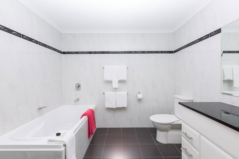 Ramada Resort By Wyndham Shoal Bay - Phillip Island Accommodation 33