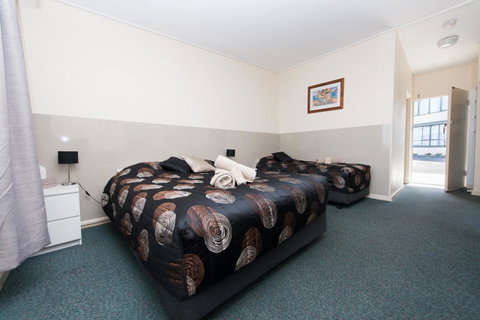 Blue Lake Motel - Phillip Island Accommodation 11