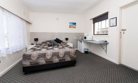 Blue Lake Motel - Phillip Island Accommodation 4