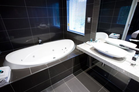 The Commodore - Phillip Island Accommodation 30