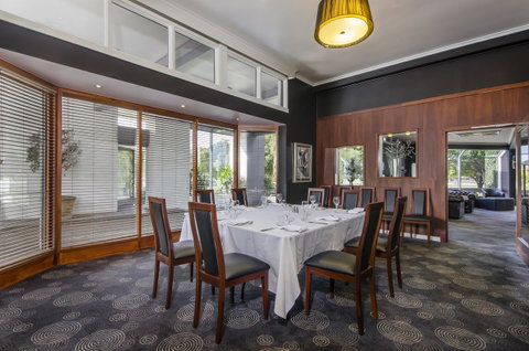 The Commodore - Phillip Island Accommodation 4