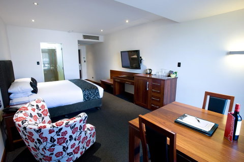 The Commodore - Phillip Island Accommodation 35