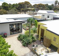 chargeo.stay cottage - Phillip Island Accommodation