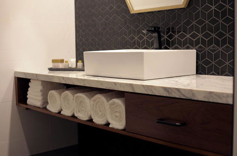 Ellen Hotel - Phillip Island Accommodation 20