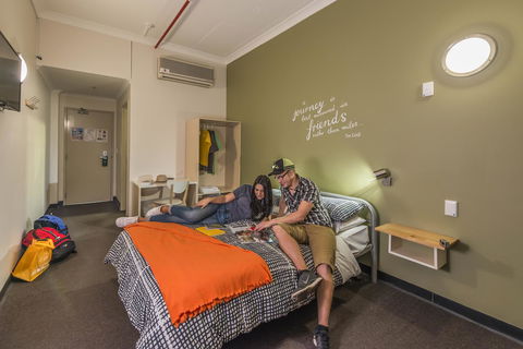 YHA Adelaide Central - Phillip Island Accommodation 36