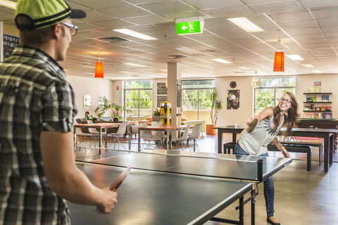YHA Adelaide Central - Phillip Island Accommodation 38