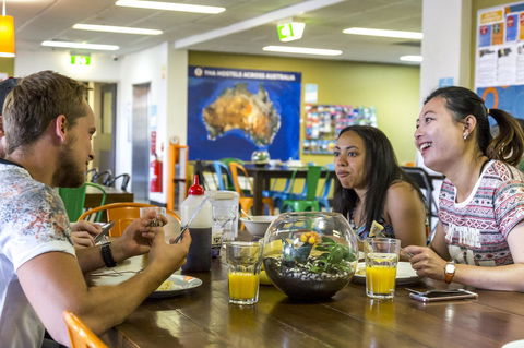 YHA Adelaide Central - Phillip Island Accommodation 30