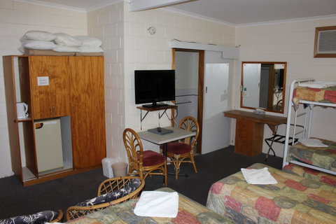 Island Motel Kingscote - Phillip Island Accommodation 30