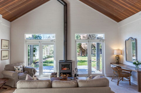 The Folly - Phillip Island Accommodation 1