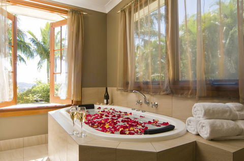 SummerHills Retreat Byron Bay - Phillip Island Accommodation 1