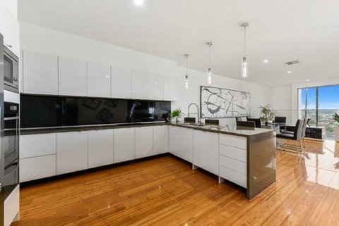 BENGALEE EXECUTIVE TOWNHOUSE- MODERN & STYLISH - Phillip Island Accommodation 10