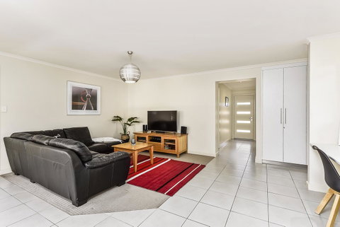 City Fringe Apartment - Phillip Island Accommodation 7