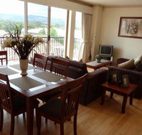 City Escape 3 Bedroom East End of Adelaide - Phillip Island Accommodation
