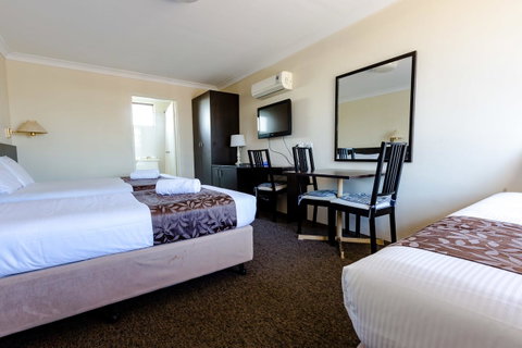 Abcot Inn - Phillip Island Accommodation 2