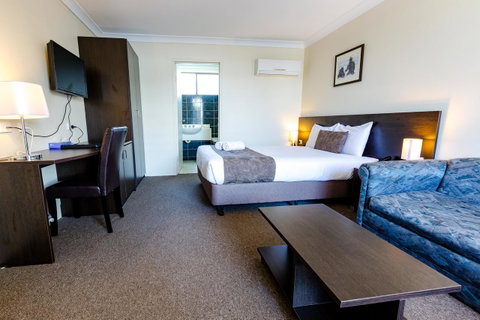 Abcot Inn - Phillip Island Accommodation 14