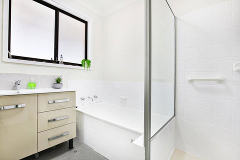 Wildwood I Pet Friendly I 5 Mins To Beach - Phillip Island Accommodation 10