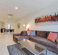 Executive suite incredible views of city - Phillip Island Accommodation