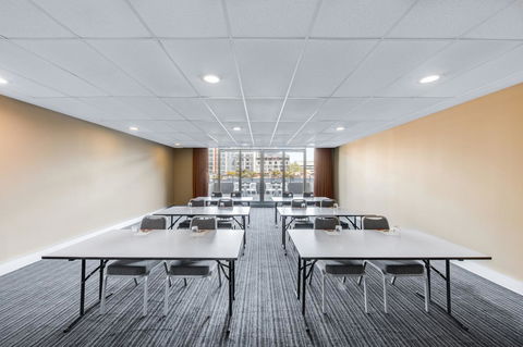 Adina Apartment Hotel Wollongong - Phillip Island Accommodation 34