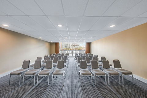 Adina Apartment Hotel Wollongong - Phillip Island Accommodation 32