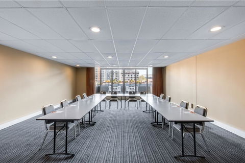 Adina Apartment Hotel Wollongong - Phillip Island Accommodation 30