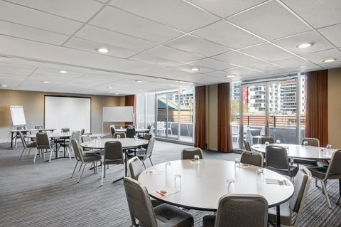 Adina Apartment Hotel Wollongong - Phillip Island Accommodation 28