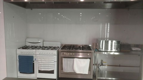 Perth City Backpackers Hostel - Note - Valid Passport Required To Check In - Phillip Island Accommodation 10