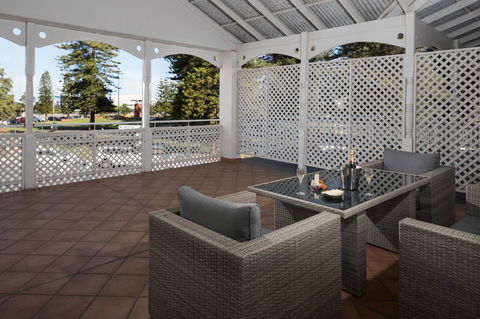 Esplanade Hotel Fremantle - By Rydges - Phillip Island Accommodation 5