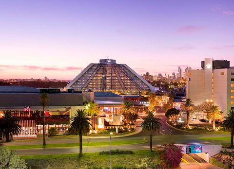 Crown Metropol Perth - Phillip Island Accommodation 5