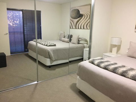 Parklane Apartments - Phillip Island Accommodation 10
