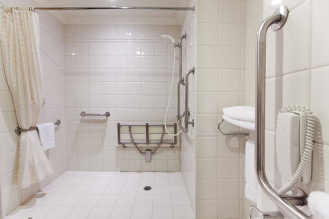 Duxton Hotel Perth - Phillip Island Accommodation 4