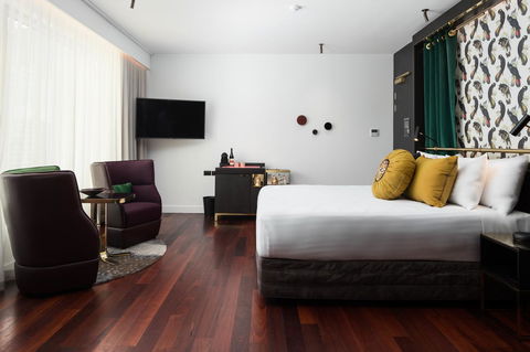 QT Perth - Phillip Island Accommodation 9