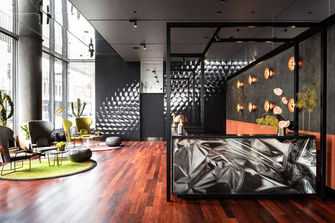QT Perth - Phillip Island Accommodation 11