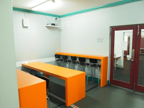 The Emperors Crown Hostel - Phillip Island Accommodation 43