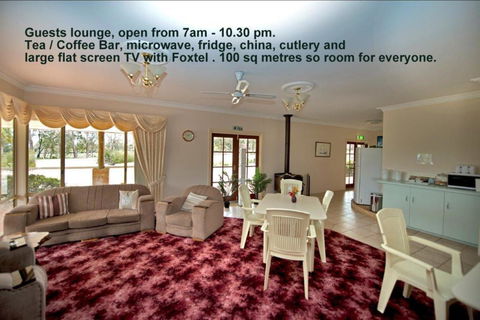 Rayanne Homestead - Phillip Island Accommodation 8