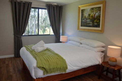 The Floating Forest - Phillip Island Accommodation 9