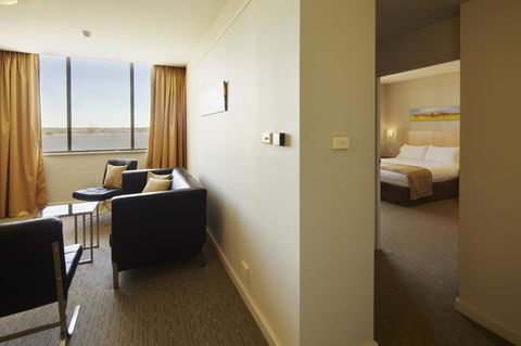 Quality Hotel Ambassador Perth - Phillip Island Accommodation 24