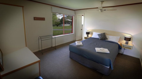 Karri Mia Chalets And Studios - Phillip Island Accommodation 20